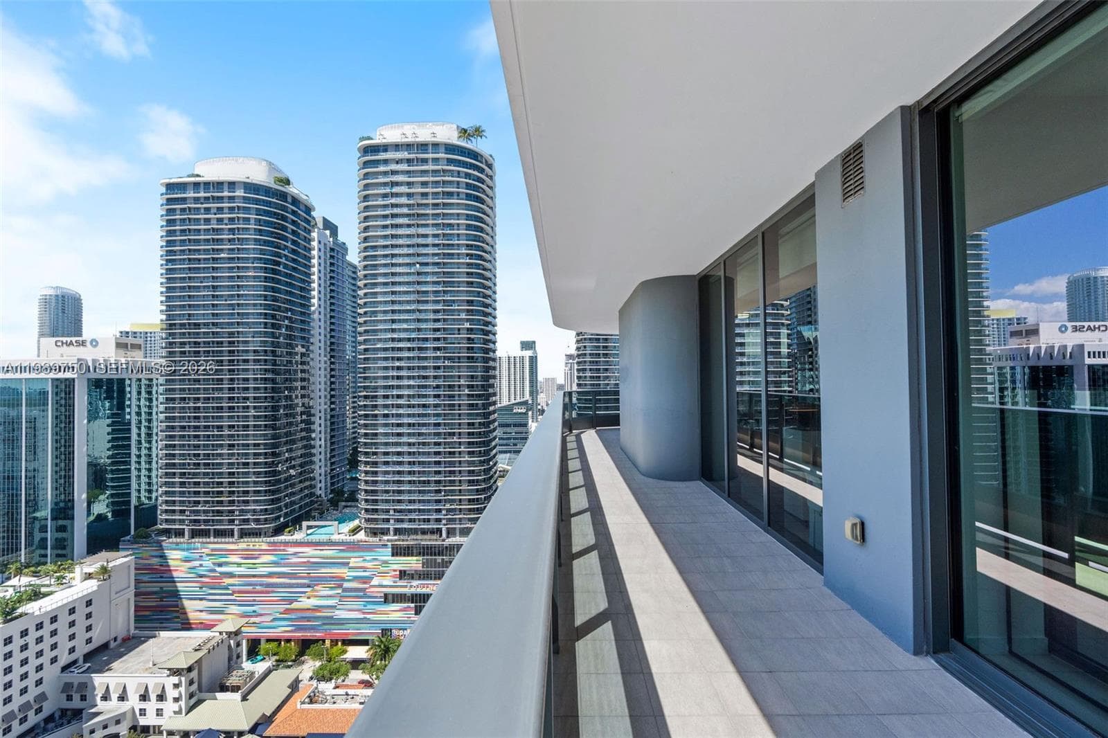 1000 Brickell Plz # 2812, Miami FL 33131 — 32
