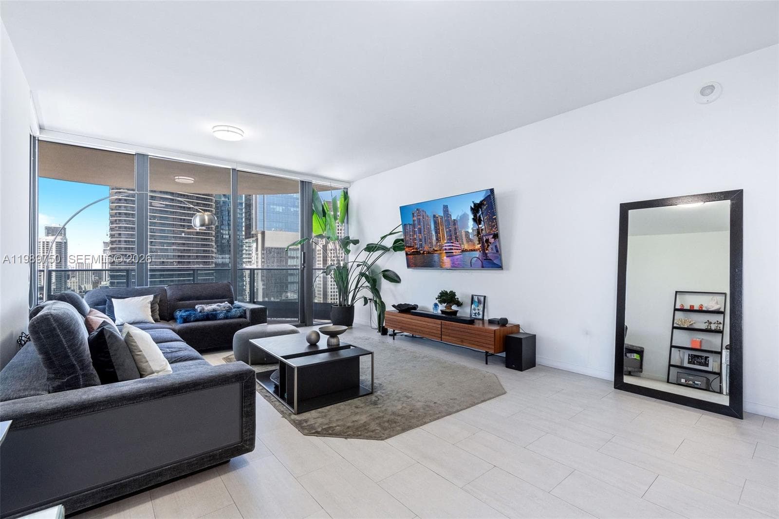 1000 Brickell Plz # 2812, Miami FL 33131 — 5