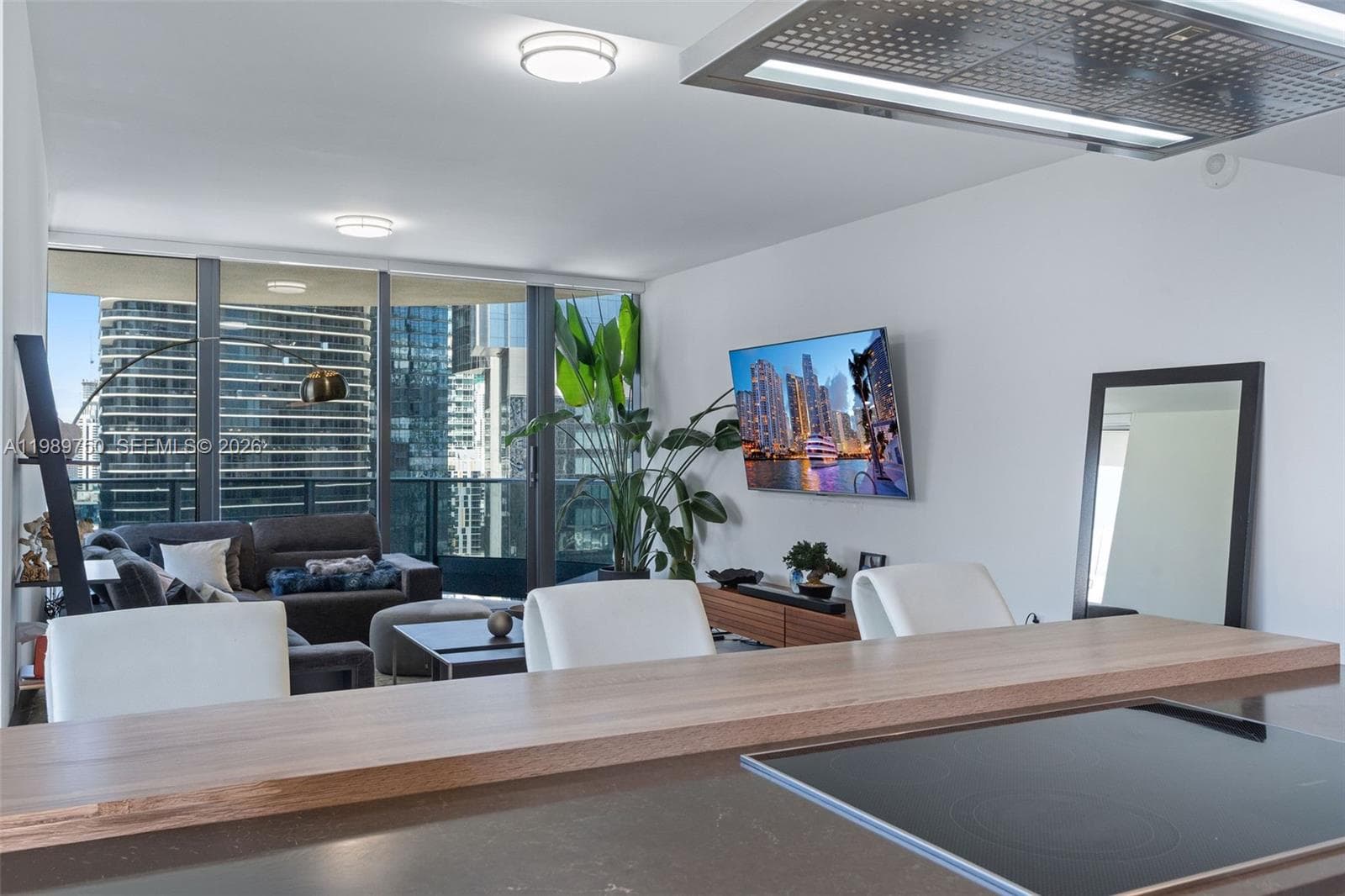 1000 Brickell Plz # 2812, Miami FL 33131 — 9