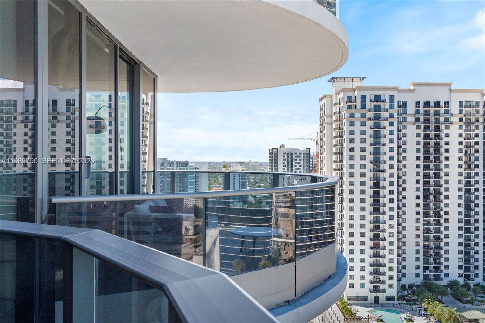 1000 Brickell Plz # 2812, Miami FL 33131 — 30