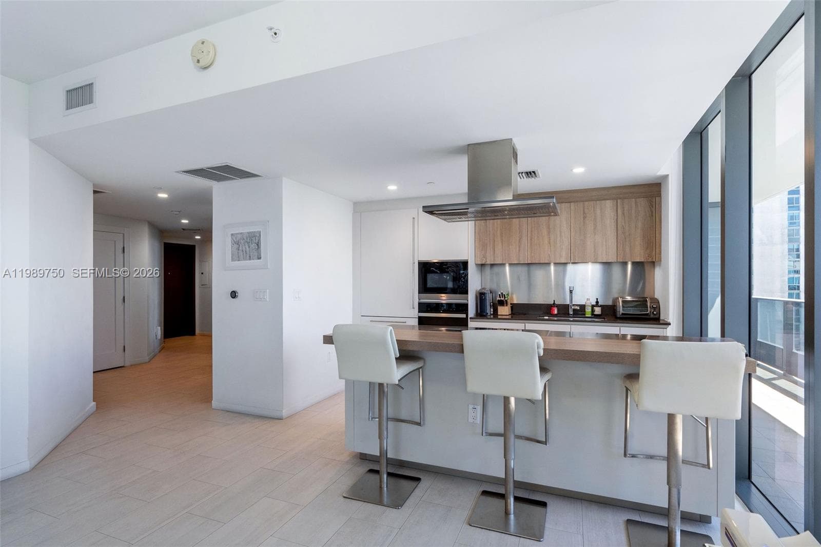 1000 Brickell Plz # 2812, Miami FL 33131 — 11