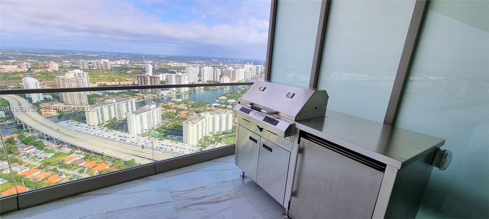 18975 Collins Ave # 5105, Sunny Isles Beach FL 33160 — 16