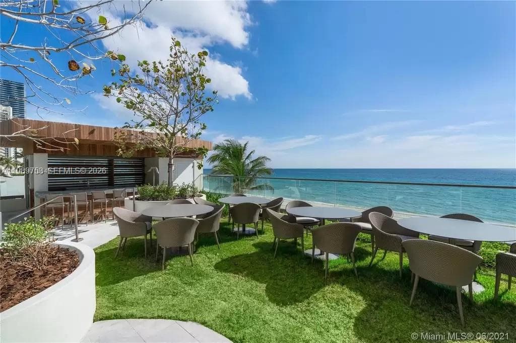 18975 Collins Ave # 5105, Sunny Isles Beach FL 33160 — 37