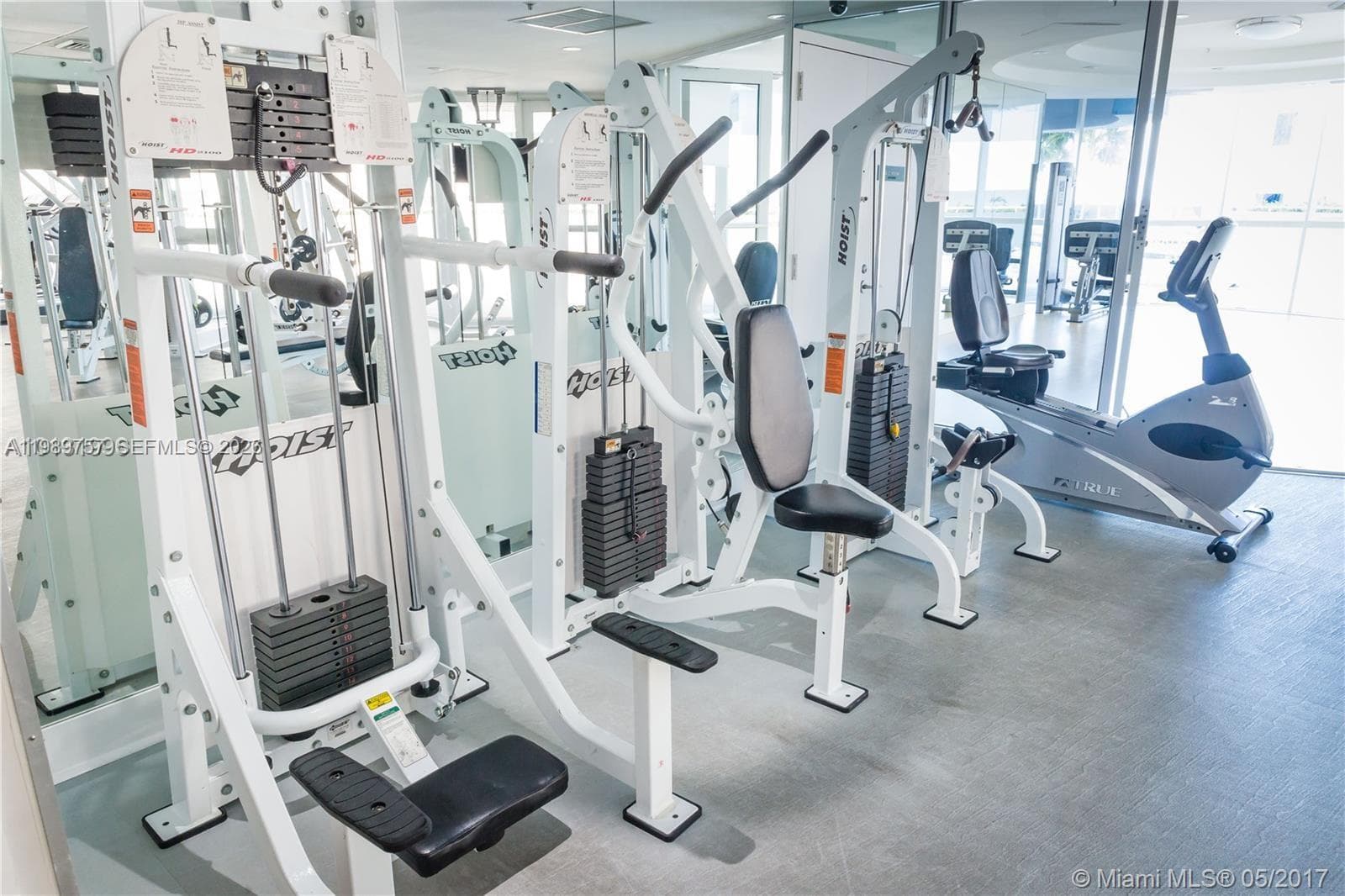 6301 Collins Ave, Miami Beach FL 33141 — 36