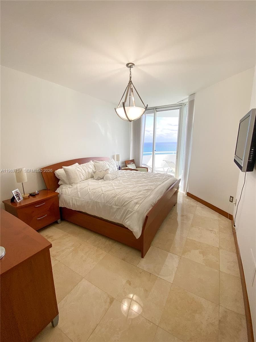 6301 Collins Ave, Miami Beach FL 33141 — 28