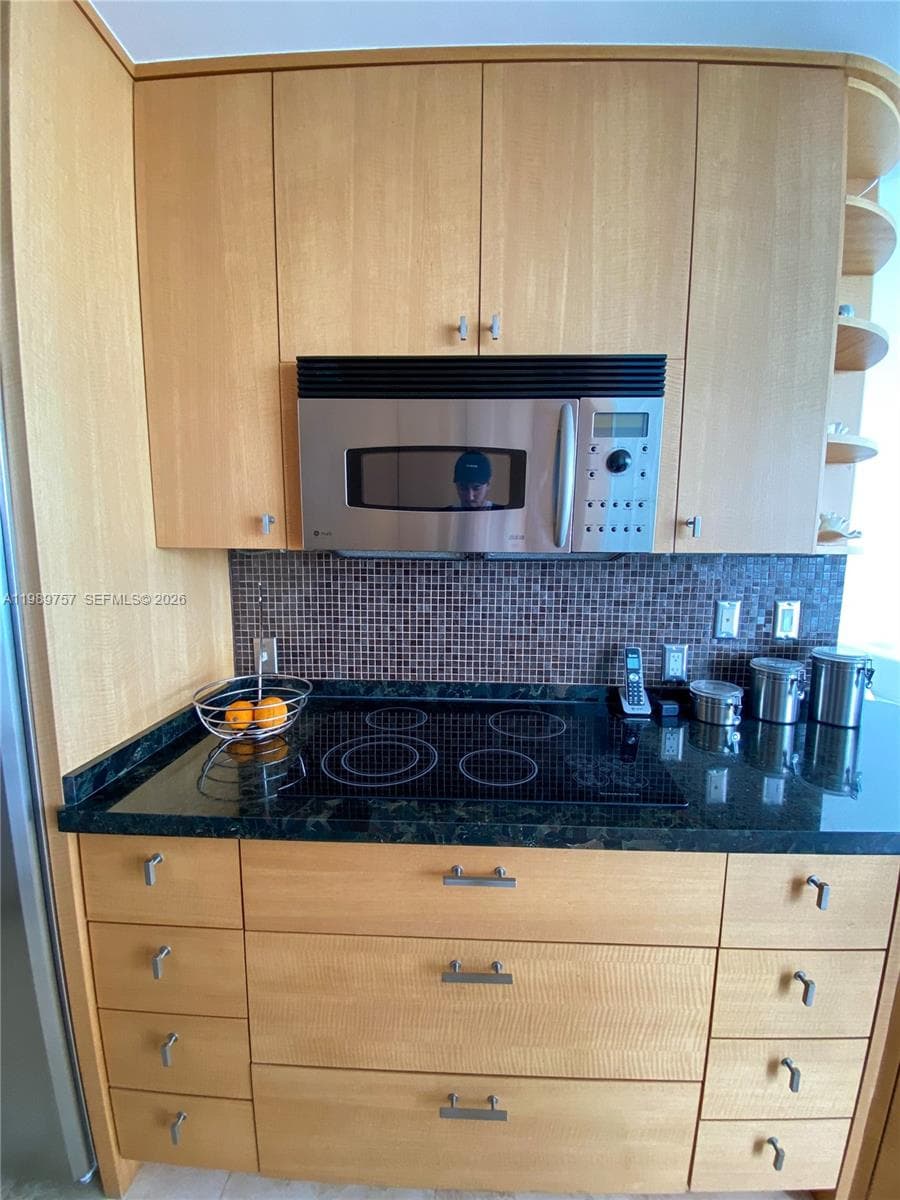 6301 Collins Ave, Miami Beach FL 33141 — 14