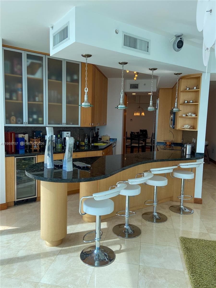 6301 Collins Ave, Miami Beach FL 33141 — 11