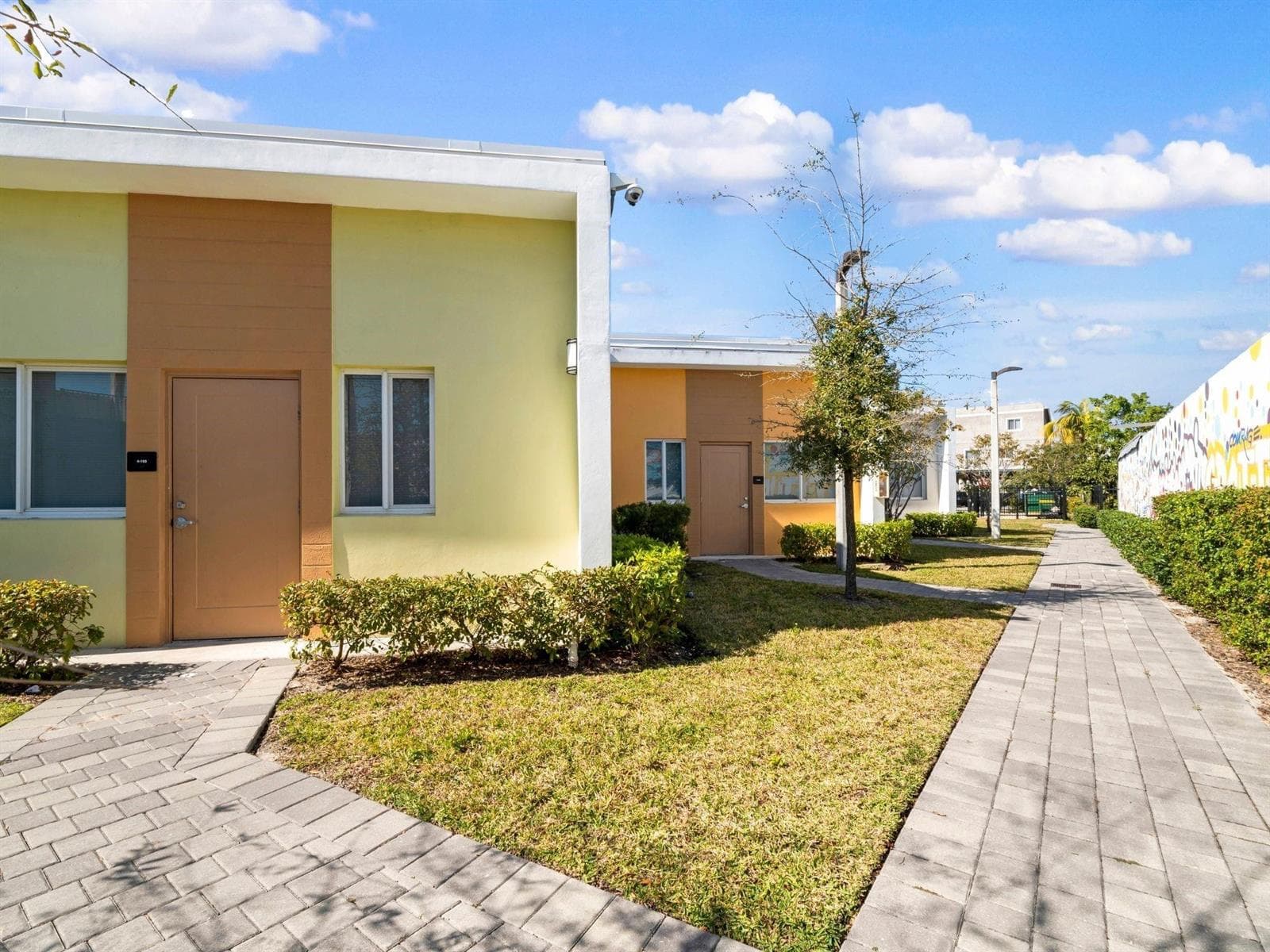 2130 NW 37th Street, Miami FL 33142 — 16