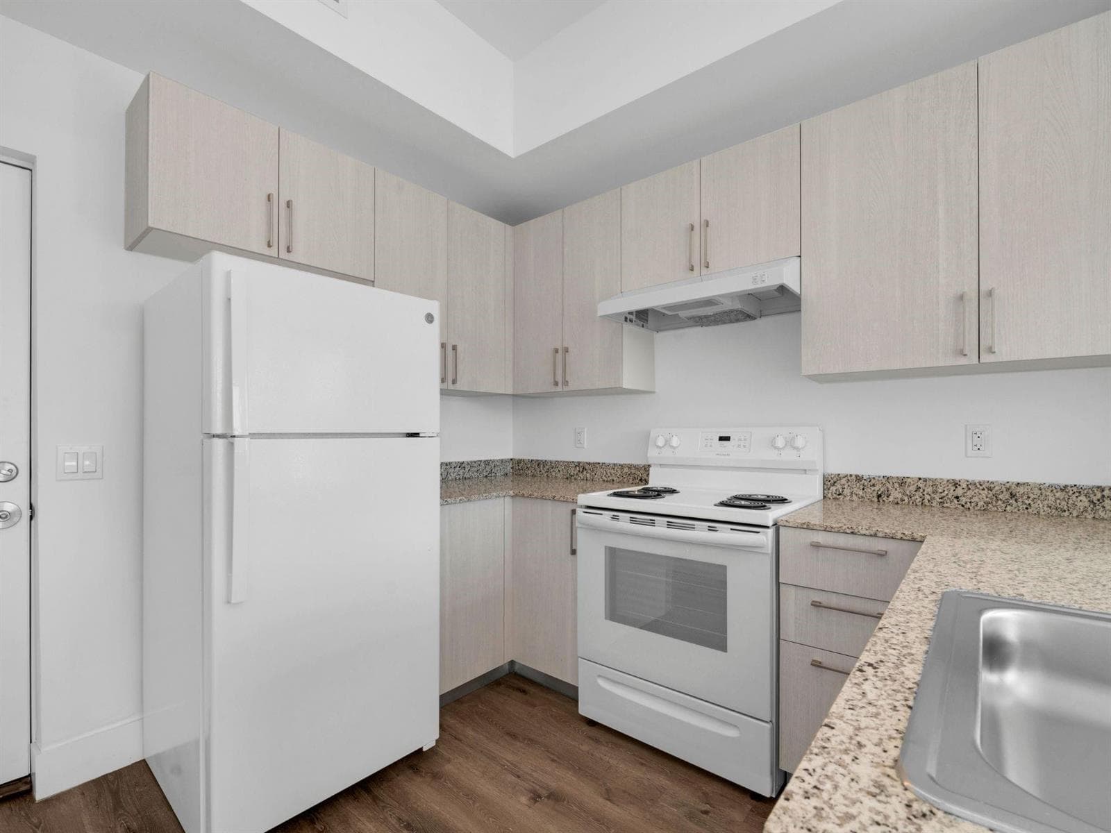 2130 NW 37th Street, Miami FL 33142 — 10