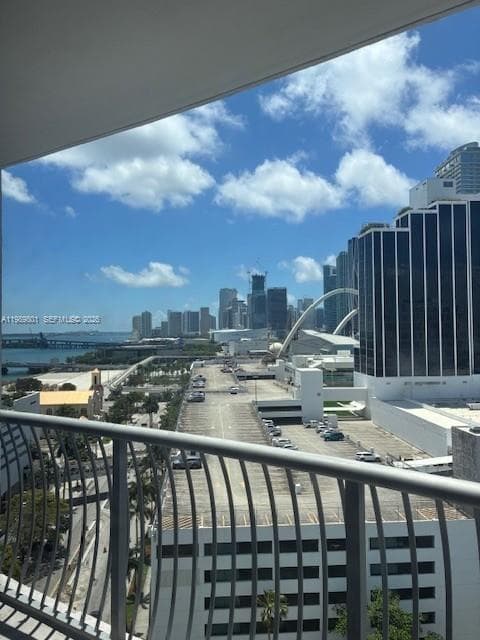 1750 N Bayshore Dr # 1714, Miami FL 33132 — 10