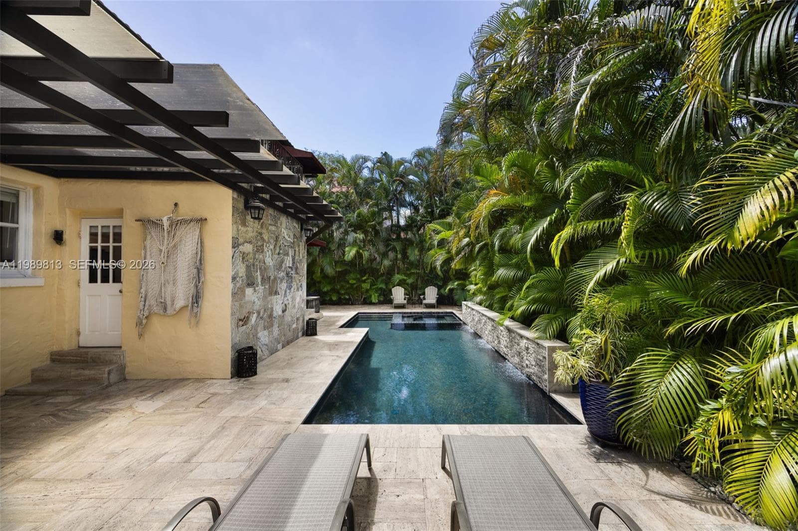 4206 Alhambra Cir, Coral Gables FL 33146 — 34