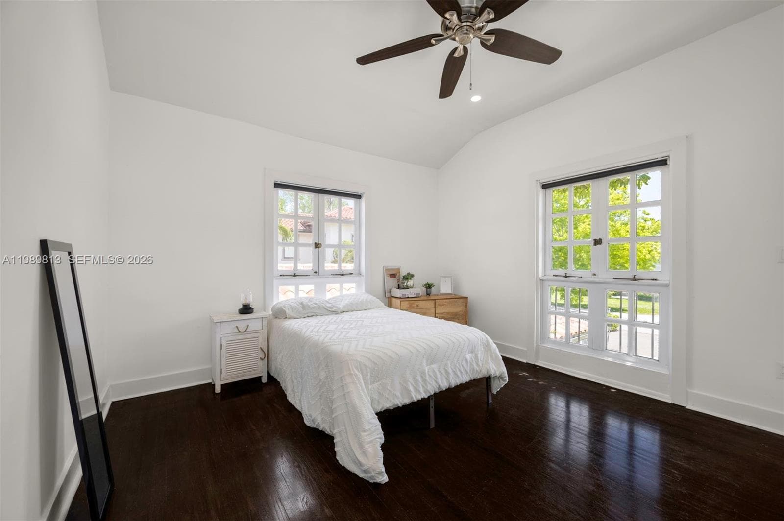 4206 Alhambra Cir, Coral Gables FL 33146 — 19