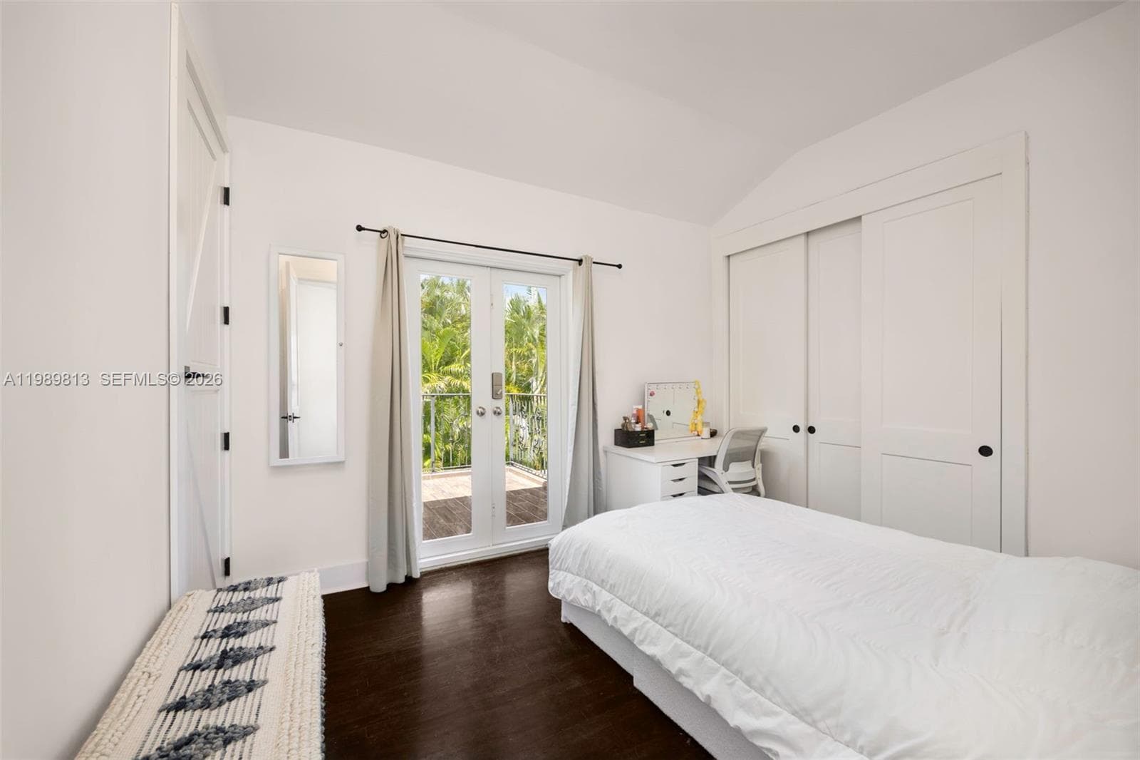 4206 Alhambra Cir, Coral Gables FL 33146 — 21