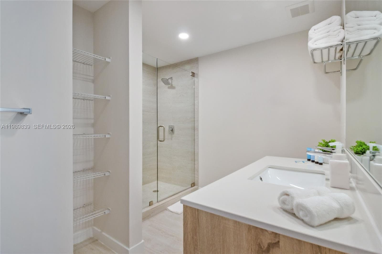 3900 Biscayne Blvd # 911, Miami FL 33137 — 6