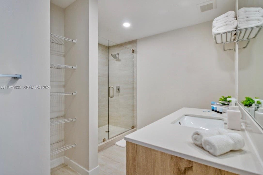 3900 Biscayne Blvd # 911, Miami FL 33137 — 14