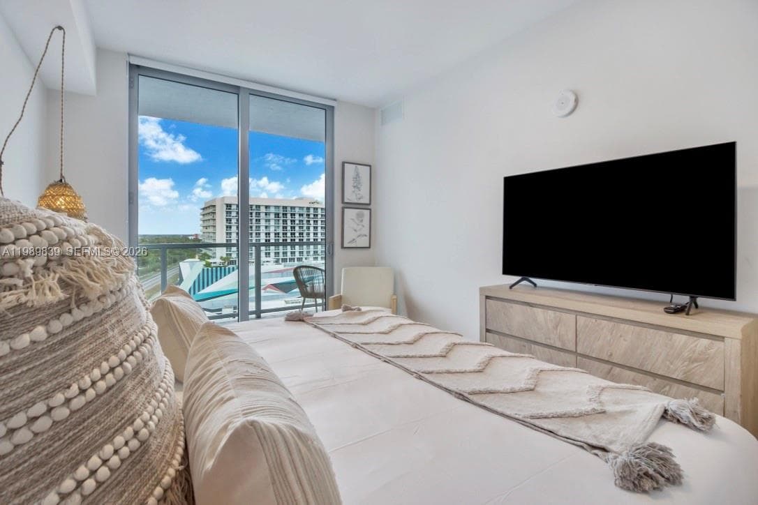 3900 Biscayne Blvd # 911, Miami FL 33137 — 11