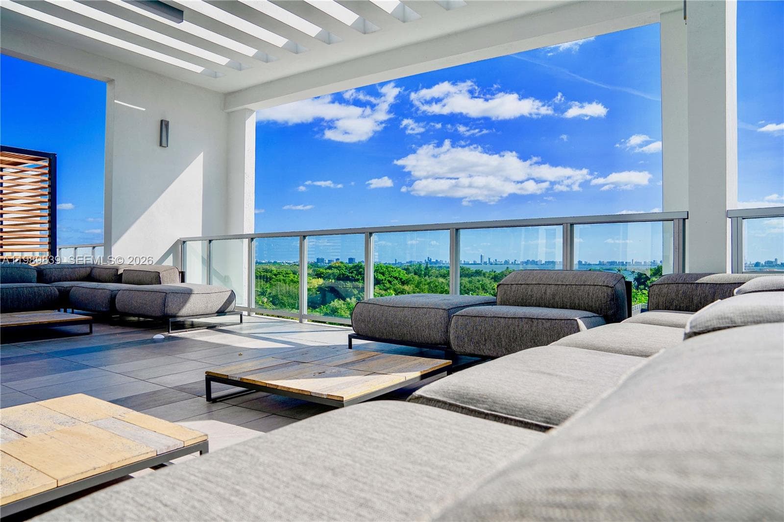 3900 Biscayne Blvd # 911, Miami FL 33137 — 31