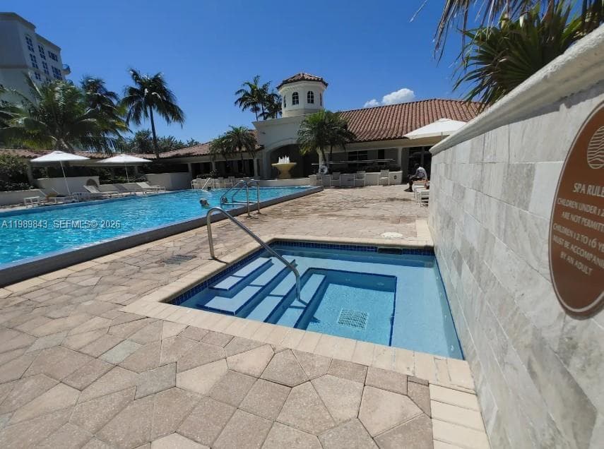 20000 E Country Club Dr # 201, Aventura FL 33180 — 17