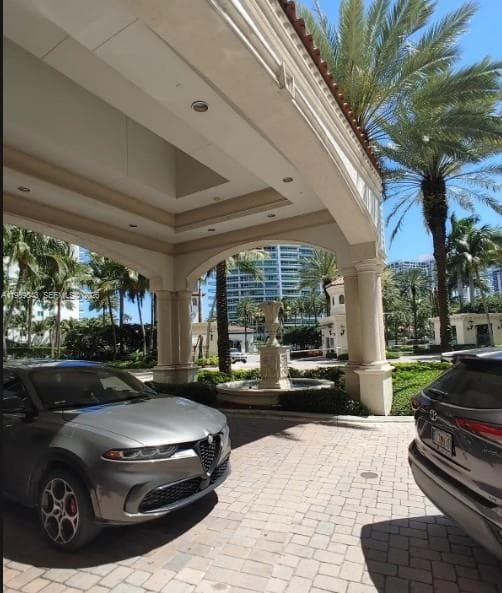 20000 E Country Club Dr # 201, Aventura FL 33180 — 29