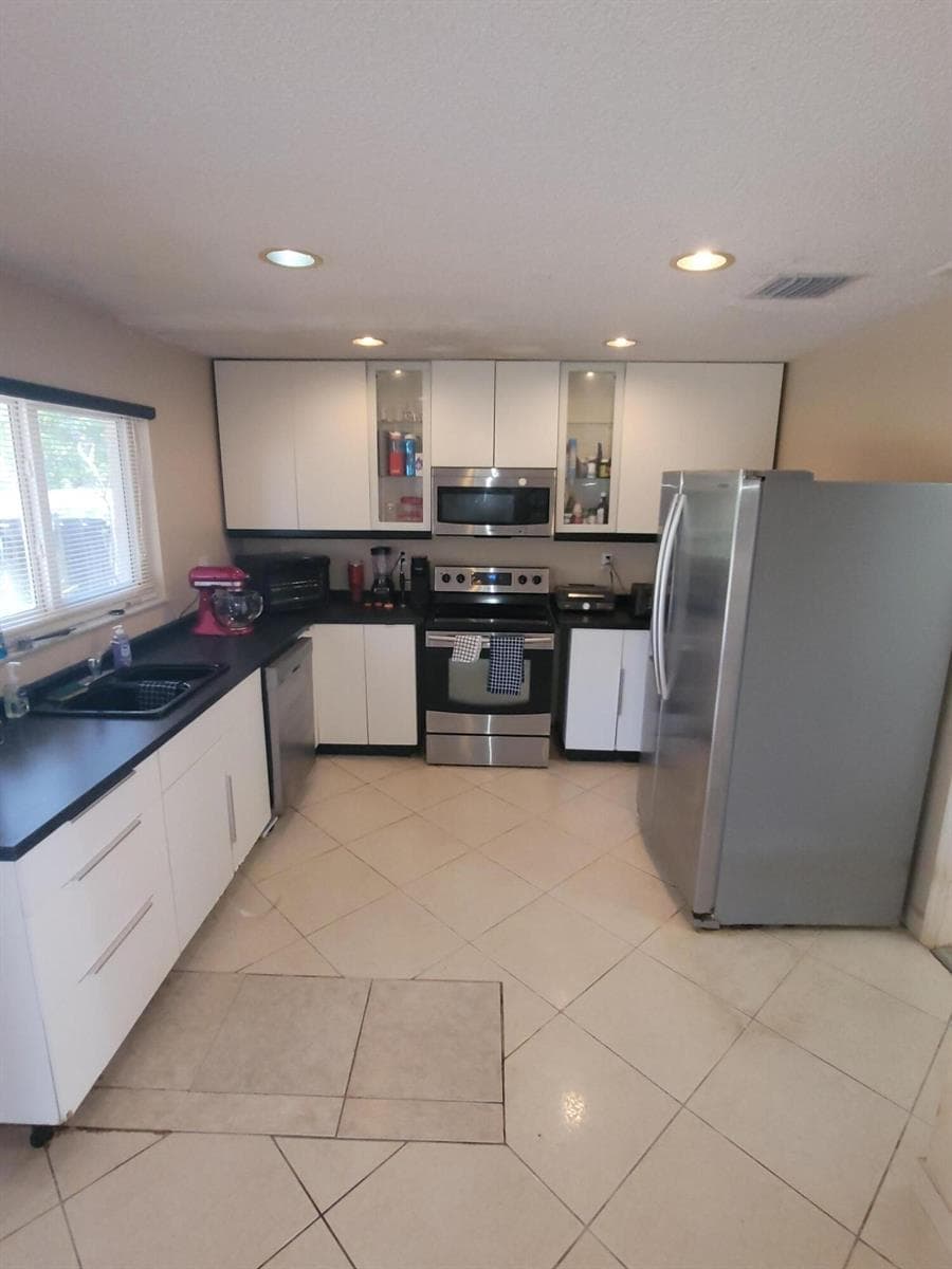 8448 NW 196th Terrace, Hialeah FL 33015 — 9