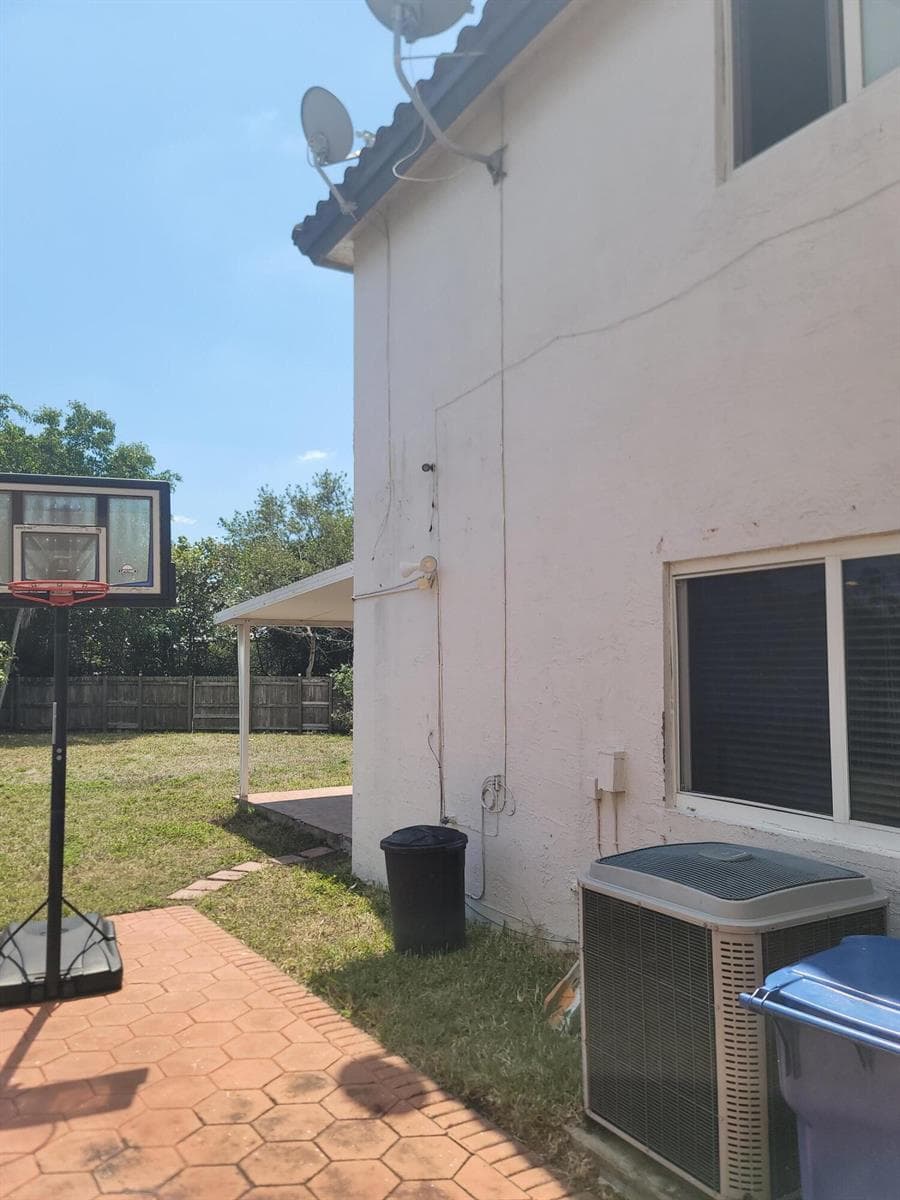8448 NW 196th Terrace, Hialeah FL 33015 — 59