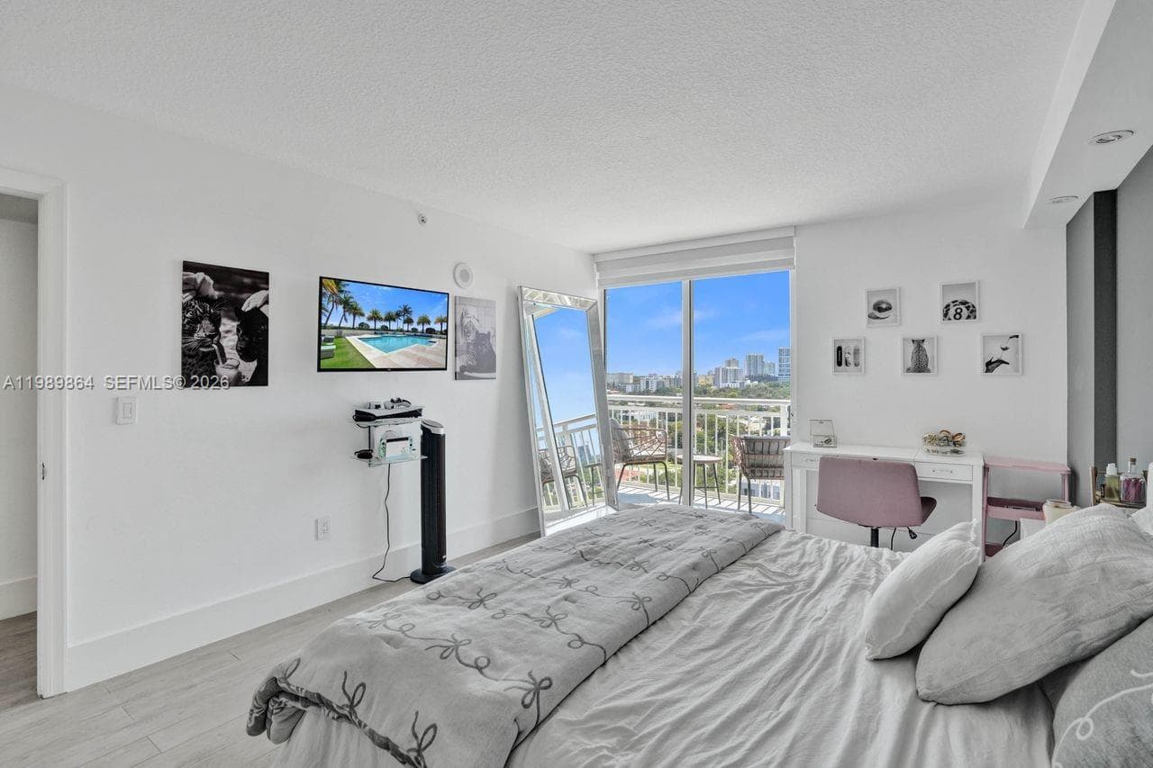 3000 Coral Way # 1114, Miami FL 33145 — 13