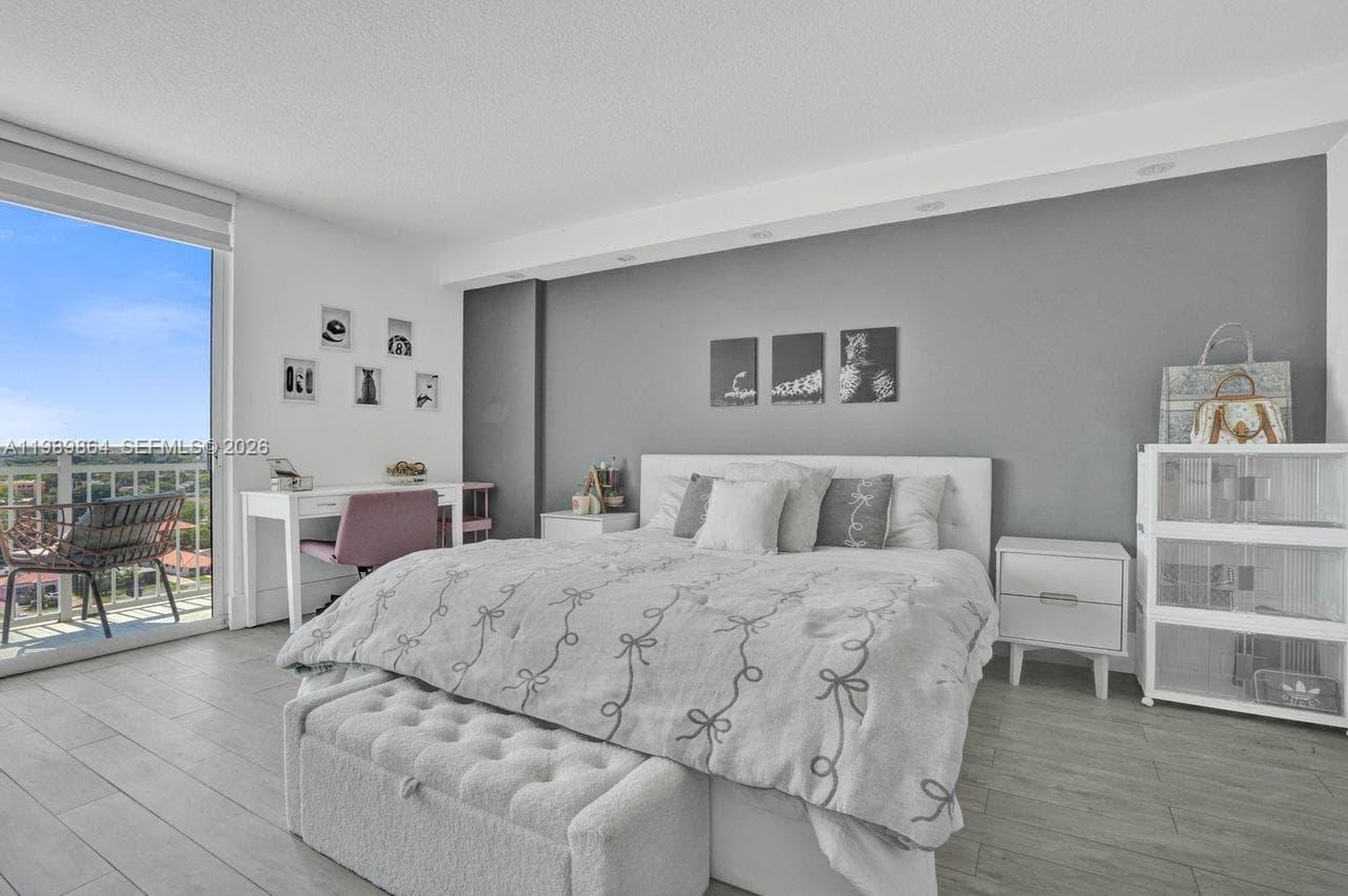 3000 Coral Way # 1114, Miami FL 33145 — 12