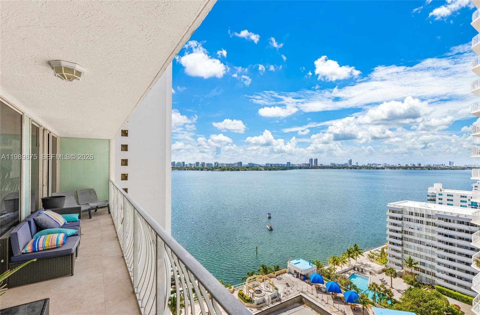 7601 E Treasure Dr # 1924, North Bay Village FL 33141 — 1