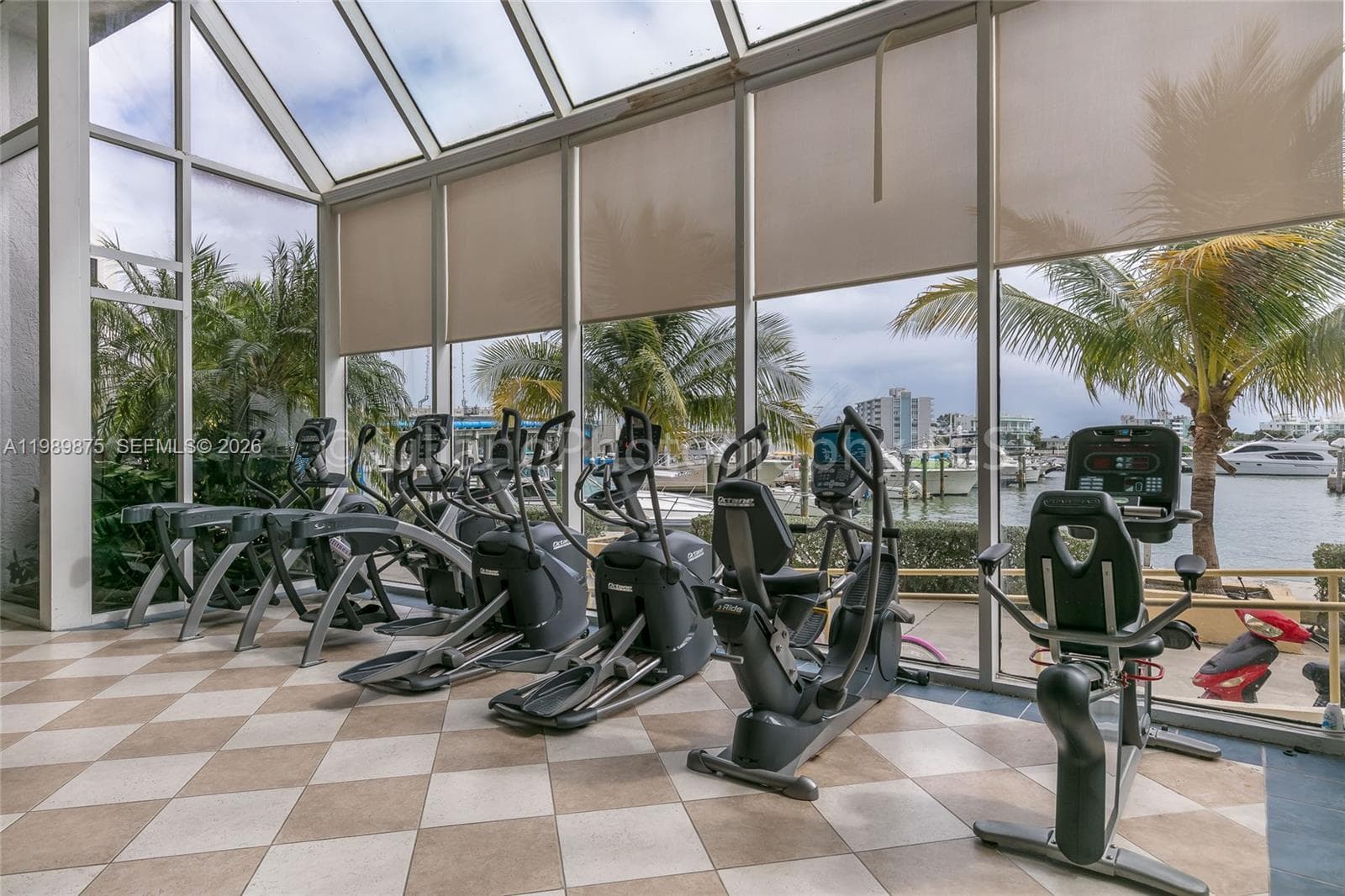 7601 E Treasure Dr # 1924, North Bay Village FL 33141 — 15