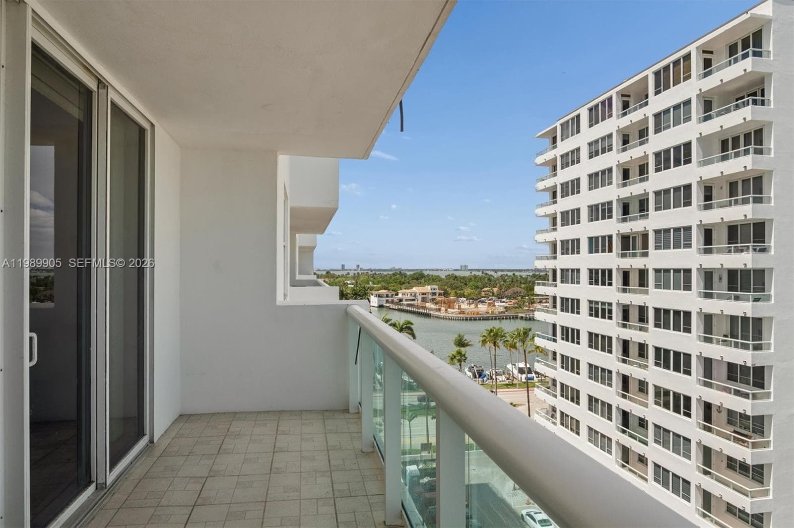 5001 Collins Ave # 9H, Miami Beach FL 33140 — 3