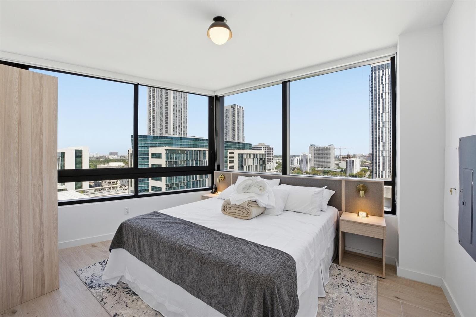225 N Miami Avenue # 2002, Miami FL 33128 — 16