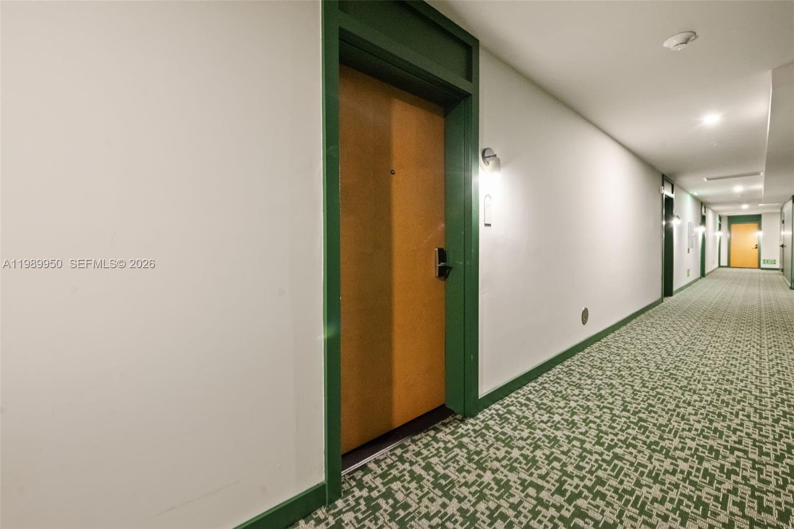 11 NE 6th St # 2605, Miami FL 33132 — 3