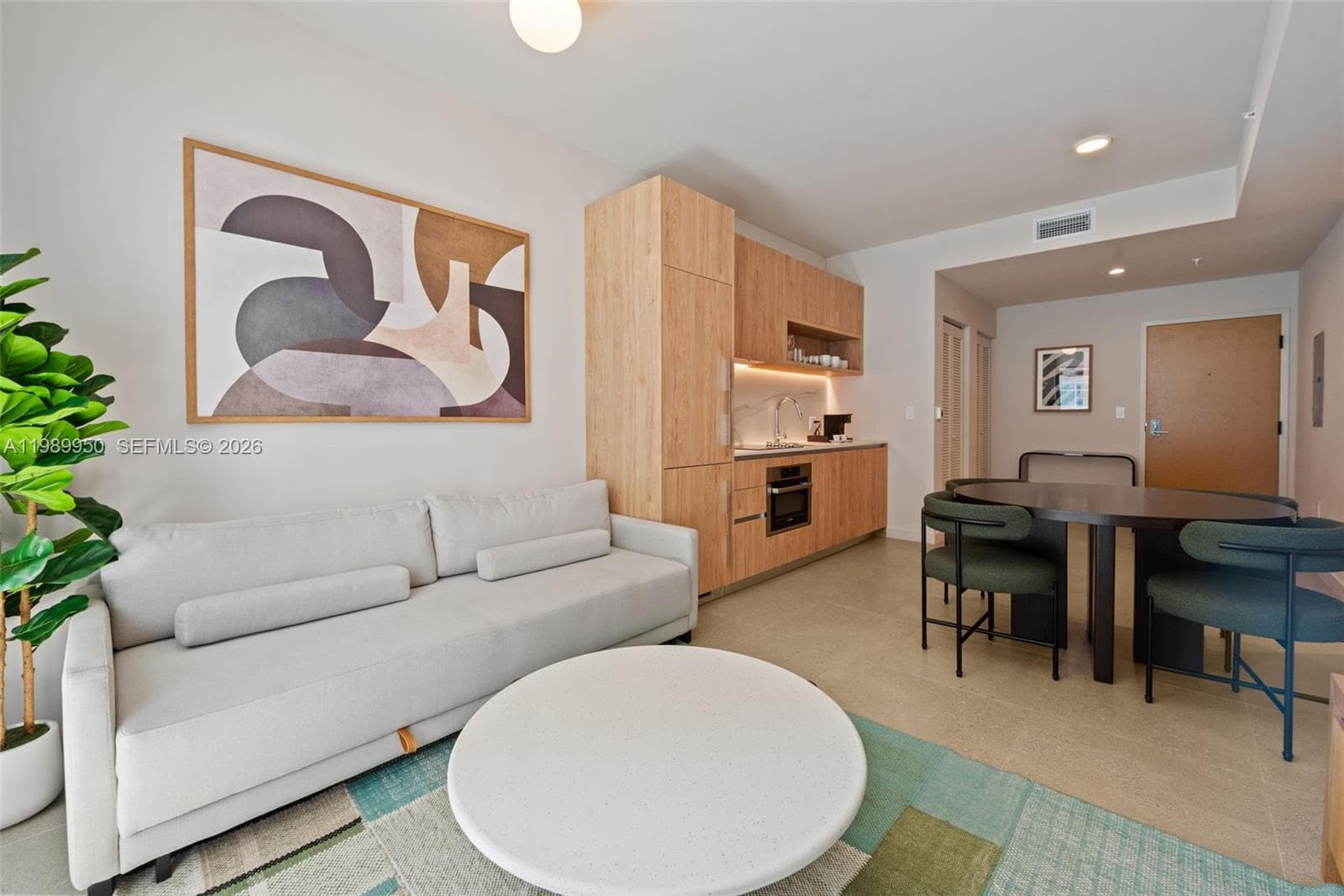 11 NE 6th St # 2605, Miami FL 33132 — 11