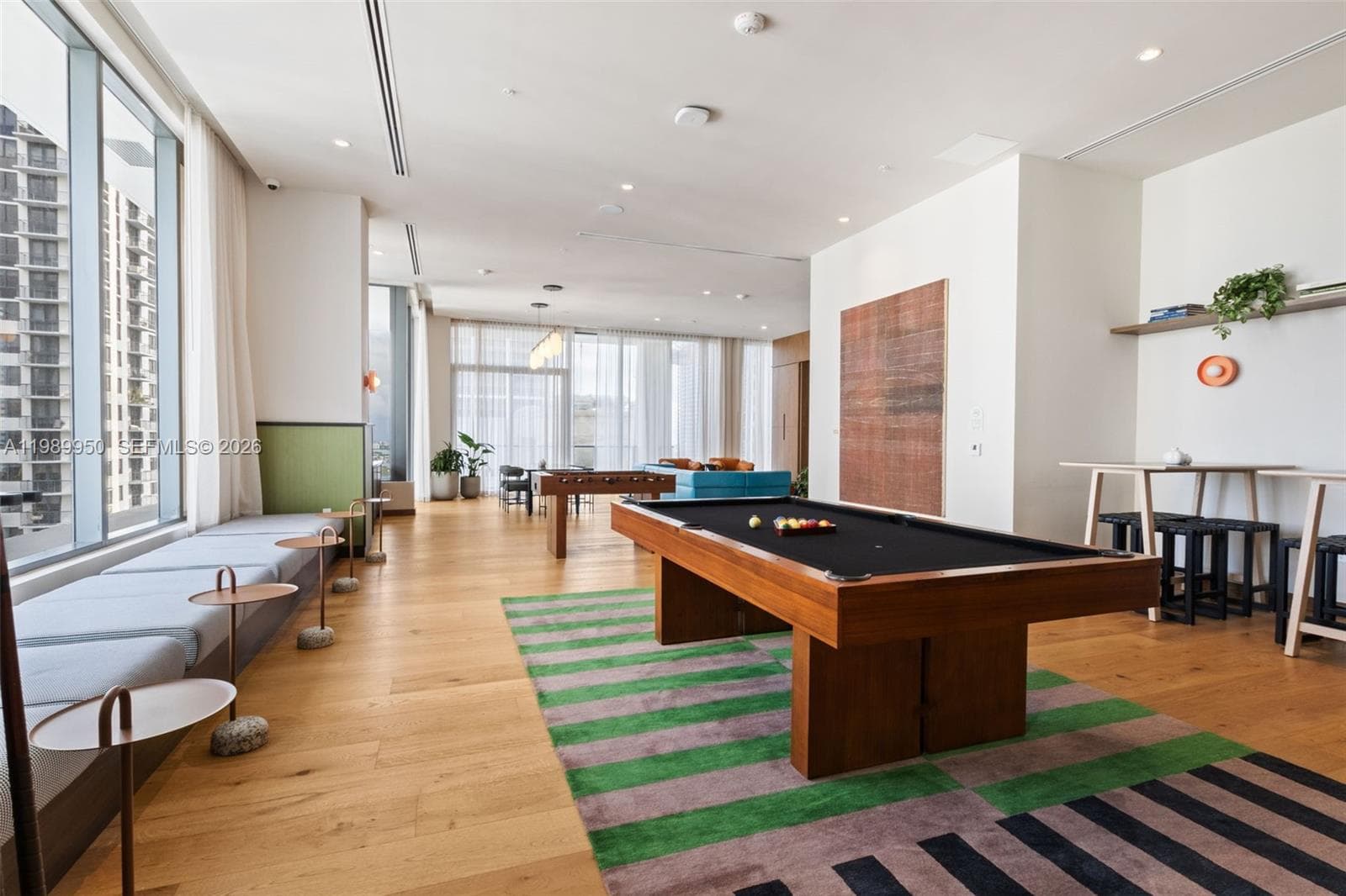 11 NE 6th St # 2605, Miami FL 33132 — 35