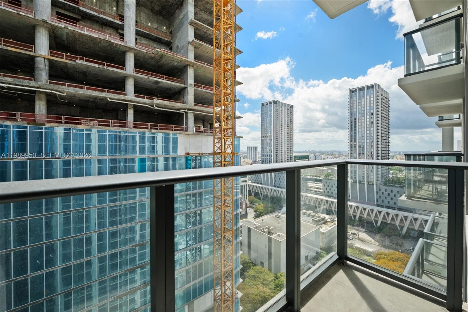 11 NE 6th St # 2605, Miami FL 33132 — 21