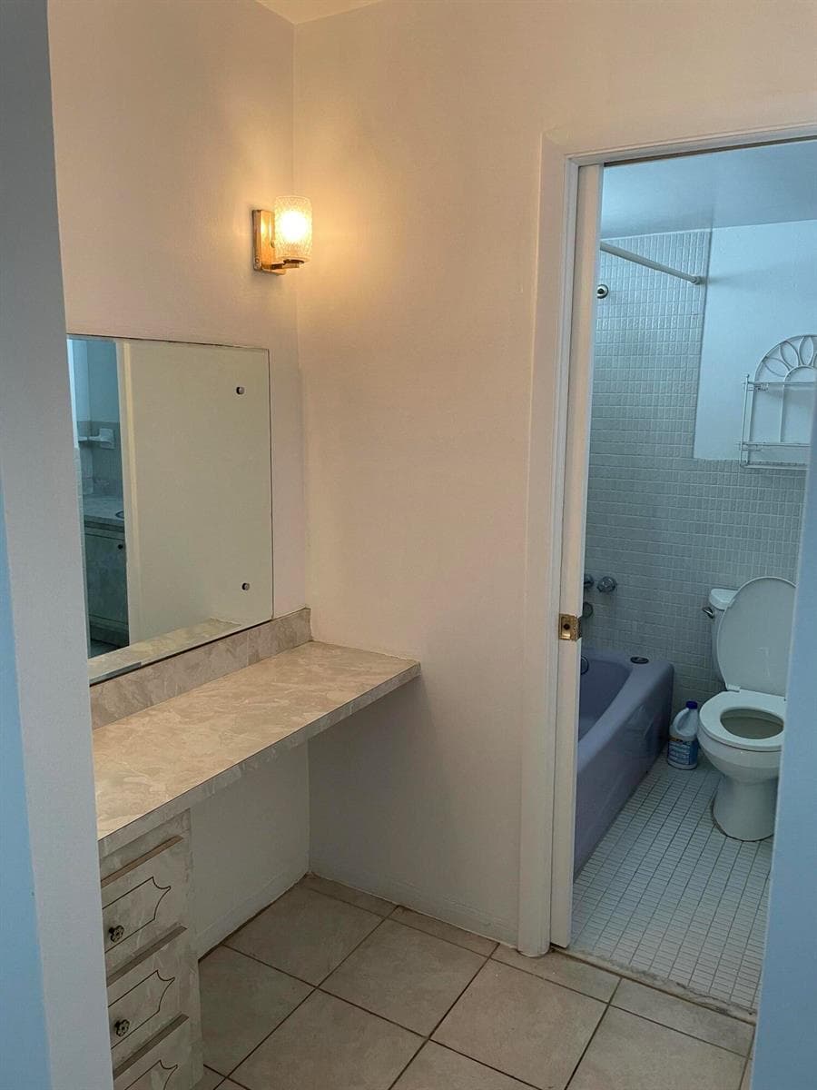 2855 Leonard Drive # H506, Aventura FL 33160 — 17