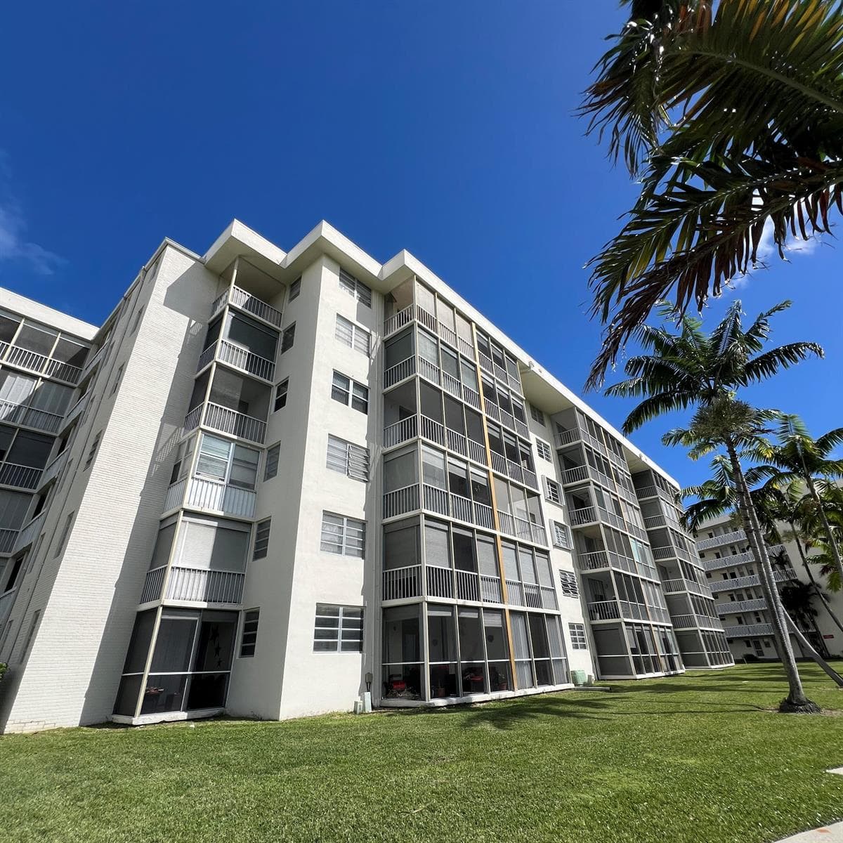 2855 Leonard Drive # H506, Aventura FL 33160 — 30