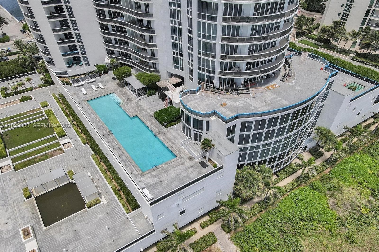 16001 Collins Ave # 805, Sunny Isles Beach FL 33160 — 33