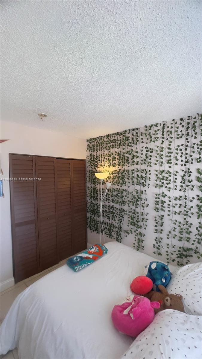 14252 SW 175th Ter, Miami FL 33177 — 23