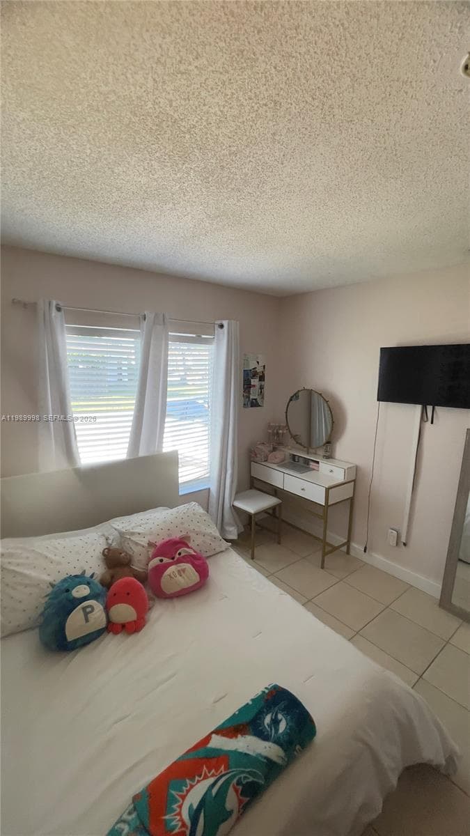 14252 SW 175th Ter, Miami FL 33177 — 27