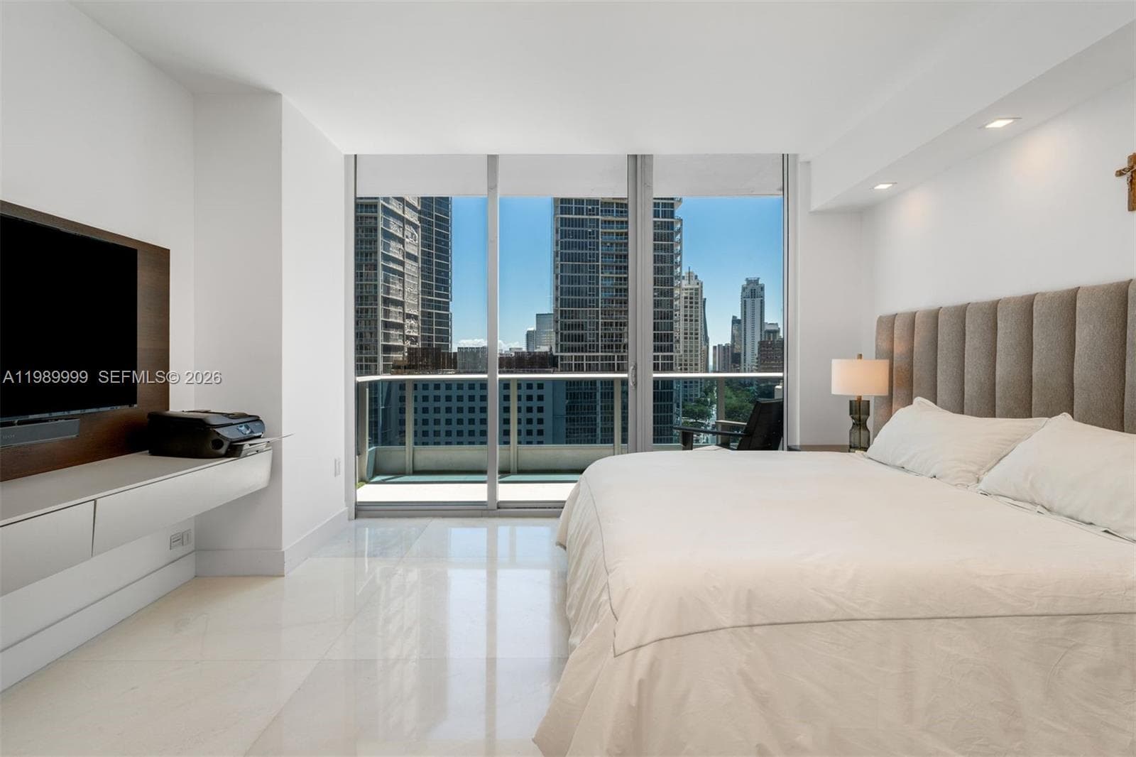 200 Biscayne Boulevard Way # 1406, Miami FL 33131 — 20