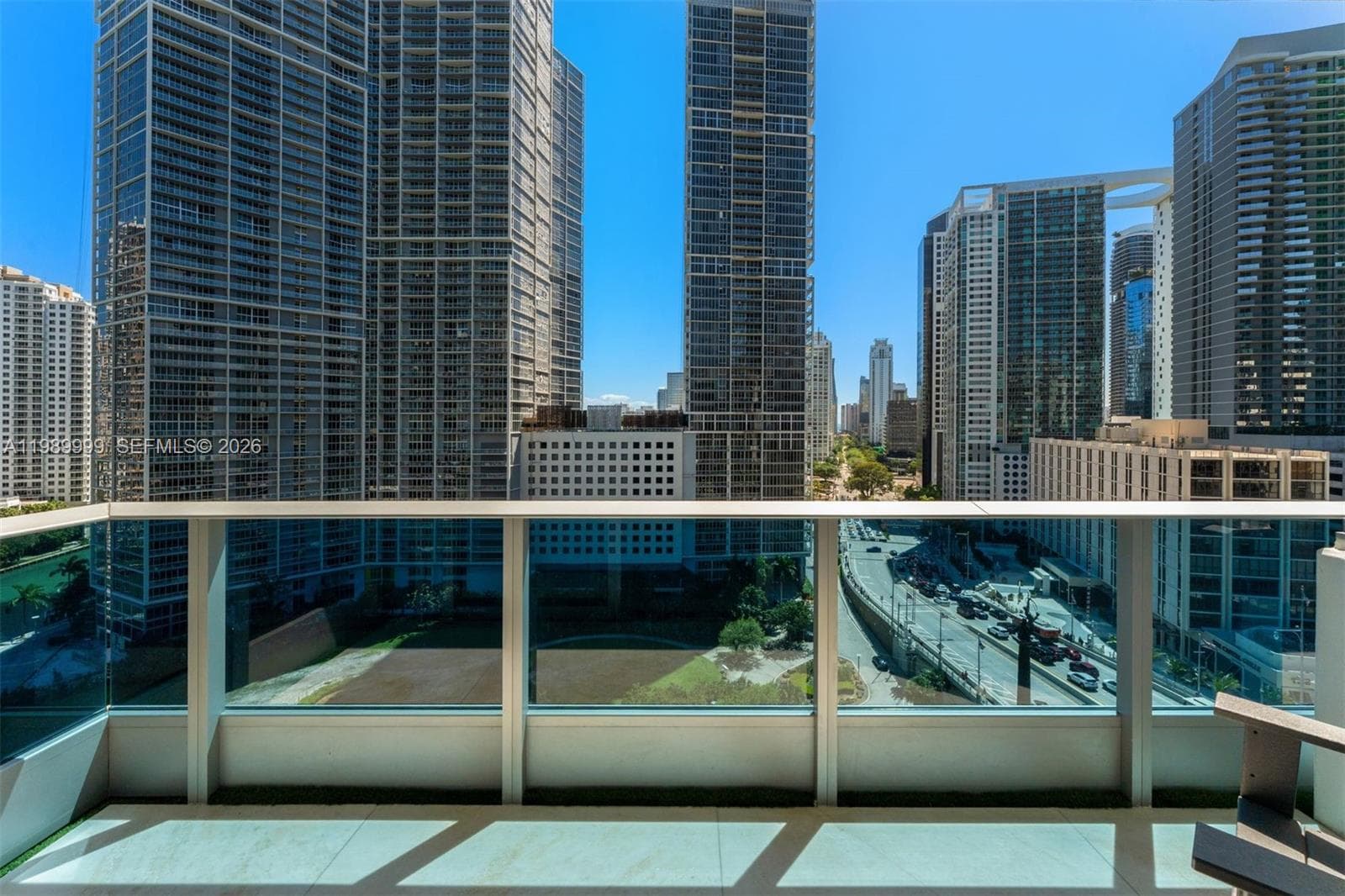200 Biscayne Boulevard Way # 1406, Miami FL 33131 — 25