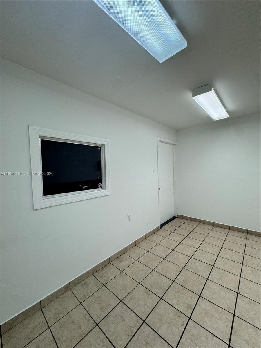 2458 NW 94th Ave, Doral FL 33172 — 8