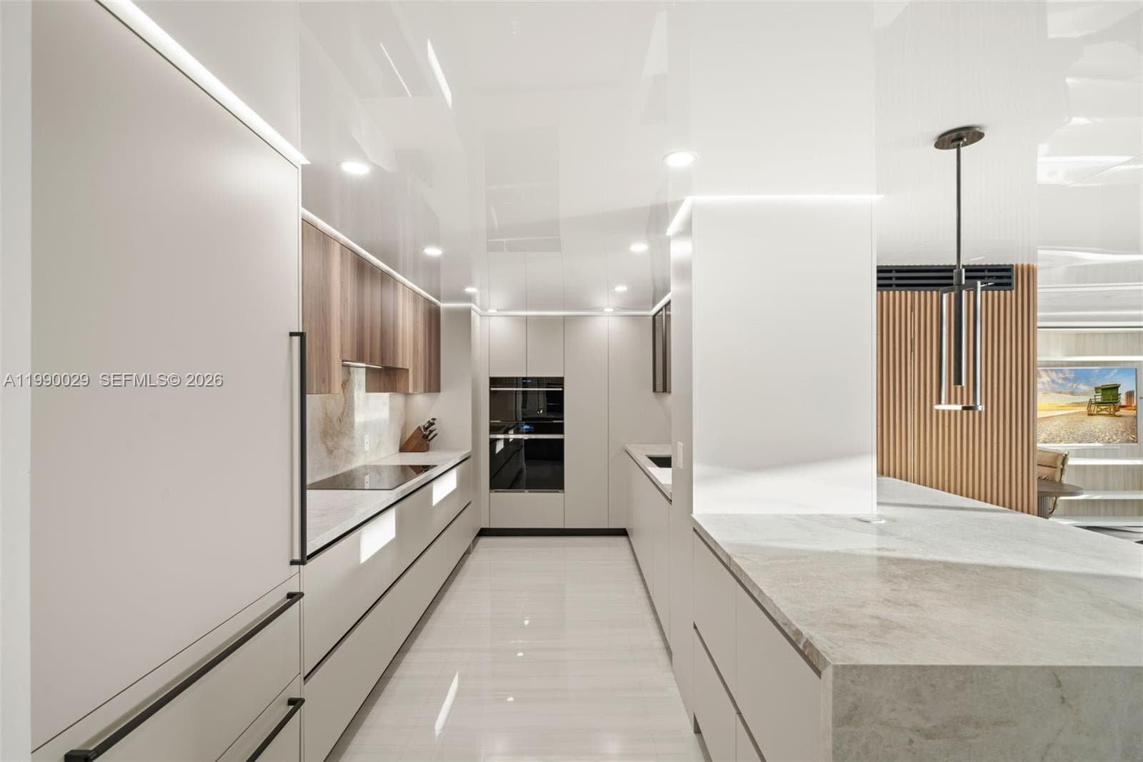 5555 Collins Ave # 16H, Miami Beach FL 33140 — 16