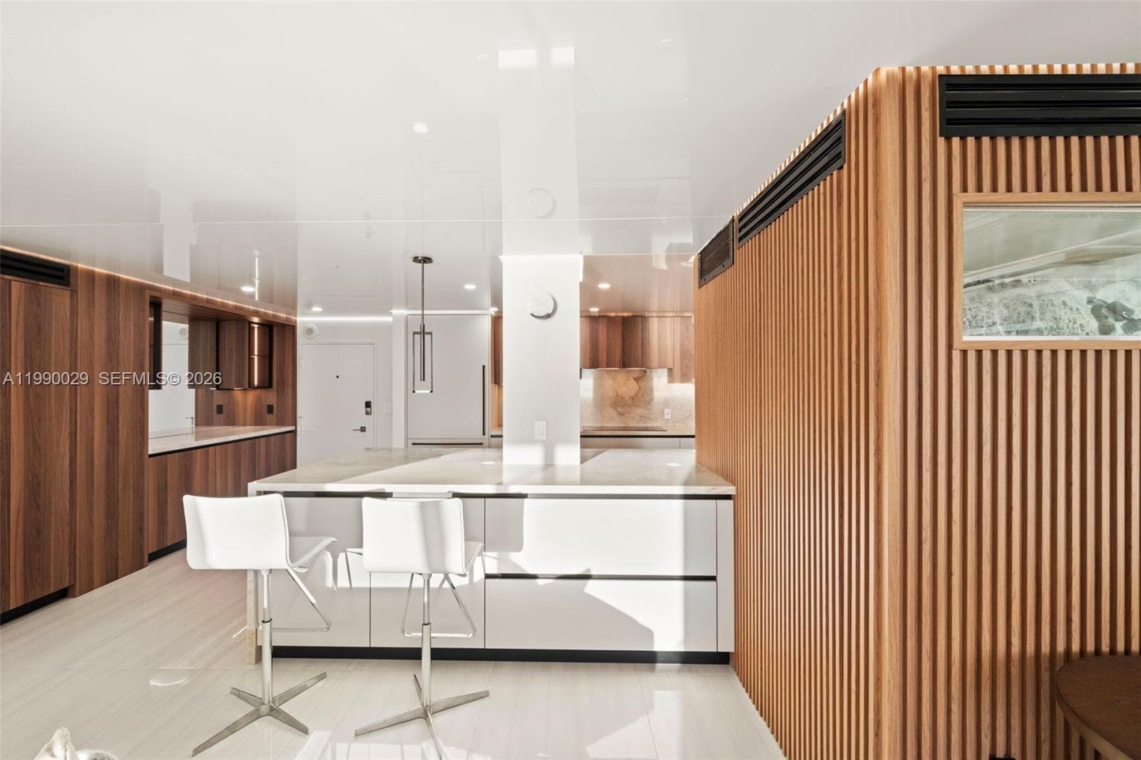 5555 Collins Ave # 16H, Miami Beach FL 33140 — 37