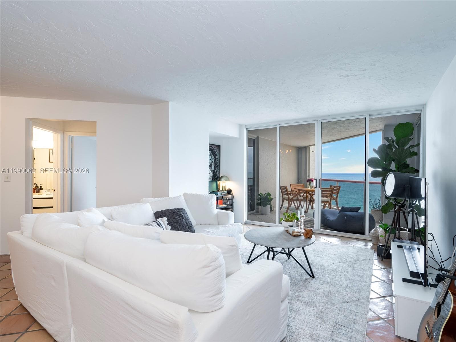 6767 Collins Ave # 1704, Miami Beach FL 33141 — 6