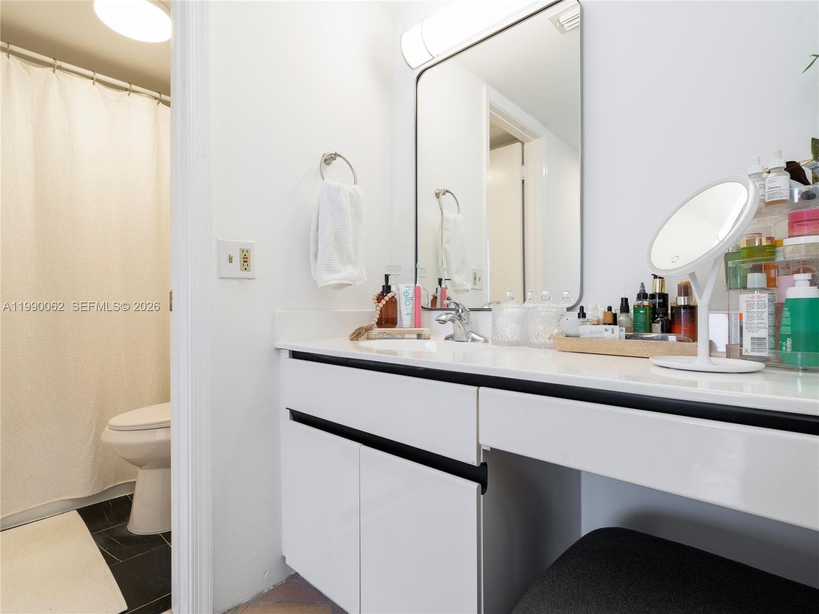 6767 Collins Ave # 1704, Miami Beach FL 33141 — 16