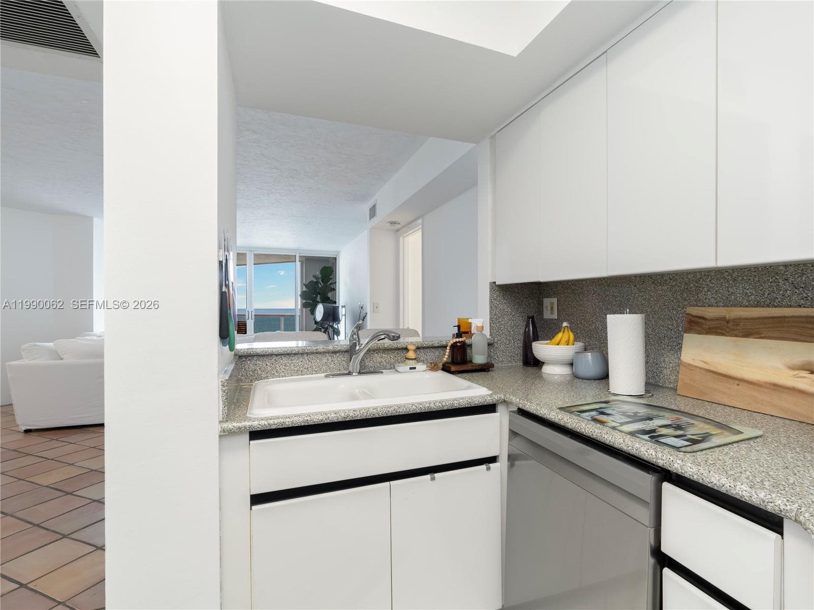 6767 Collins Ave # 1704, Miami Beach FL 33141 — 12