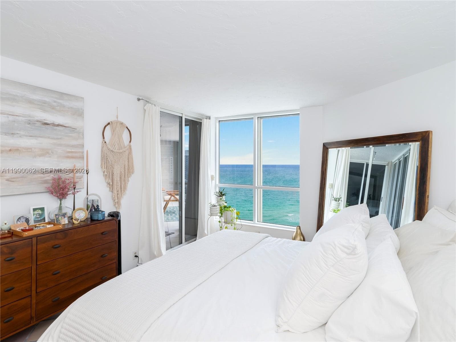 6767 Collins Ave # 1704, Miami Beach FL 33141 — 14
