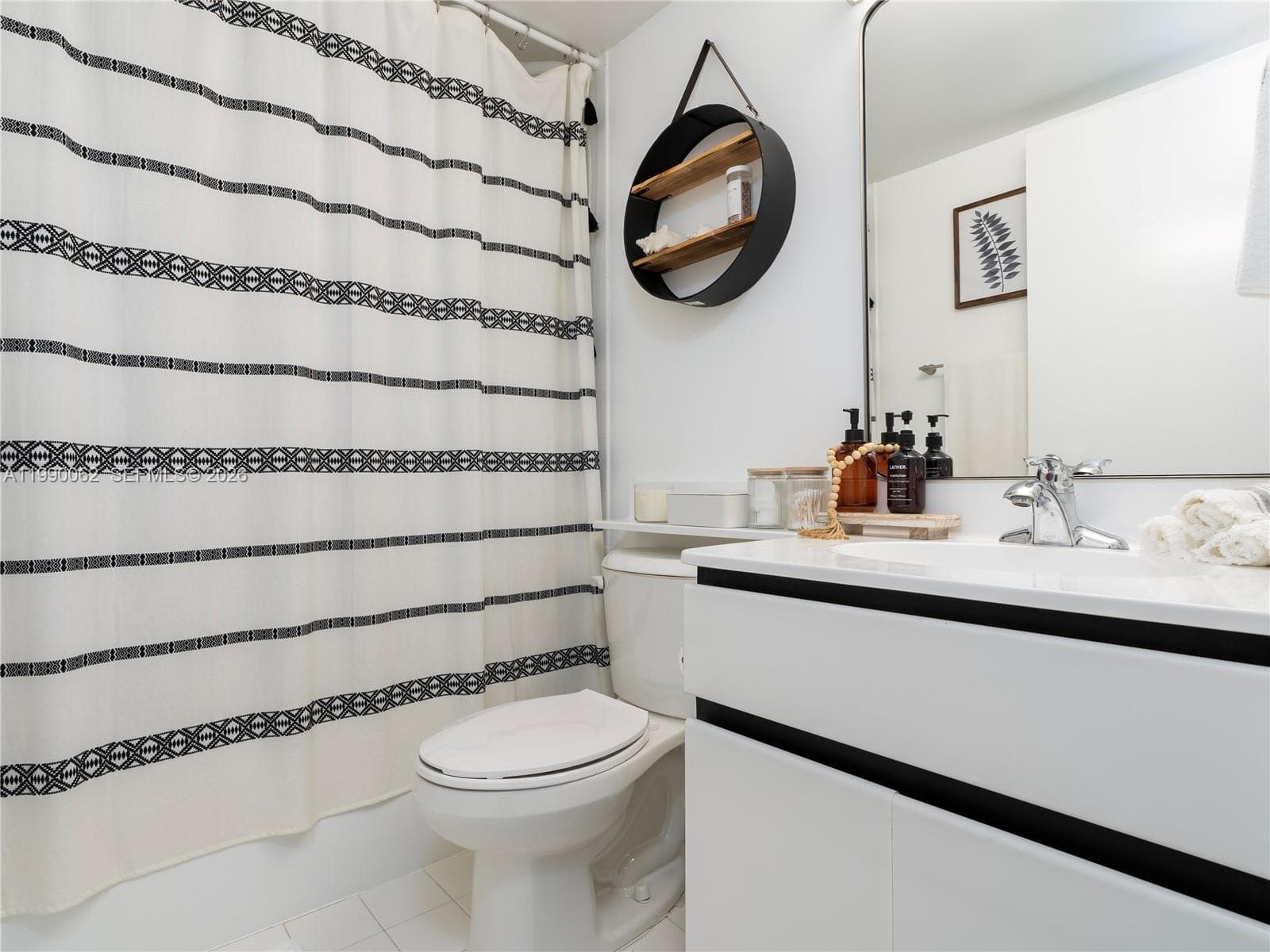 6767 Collins Ave # 1704, Miami Beach FL 33141 — 19